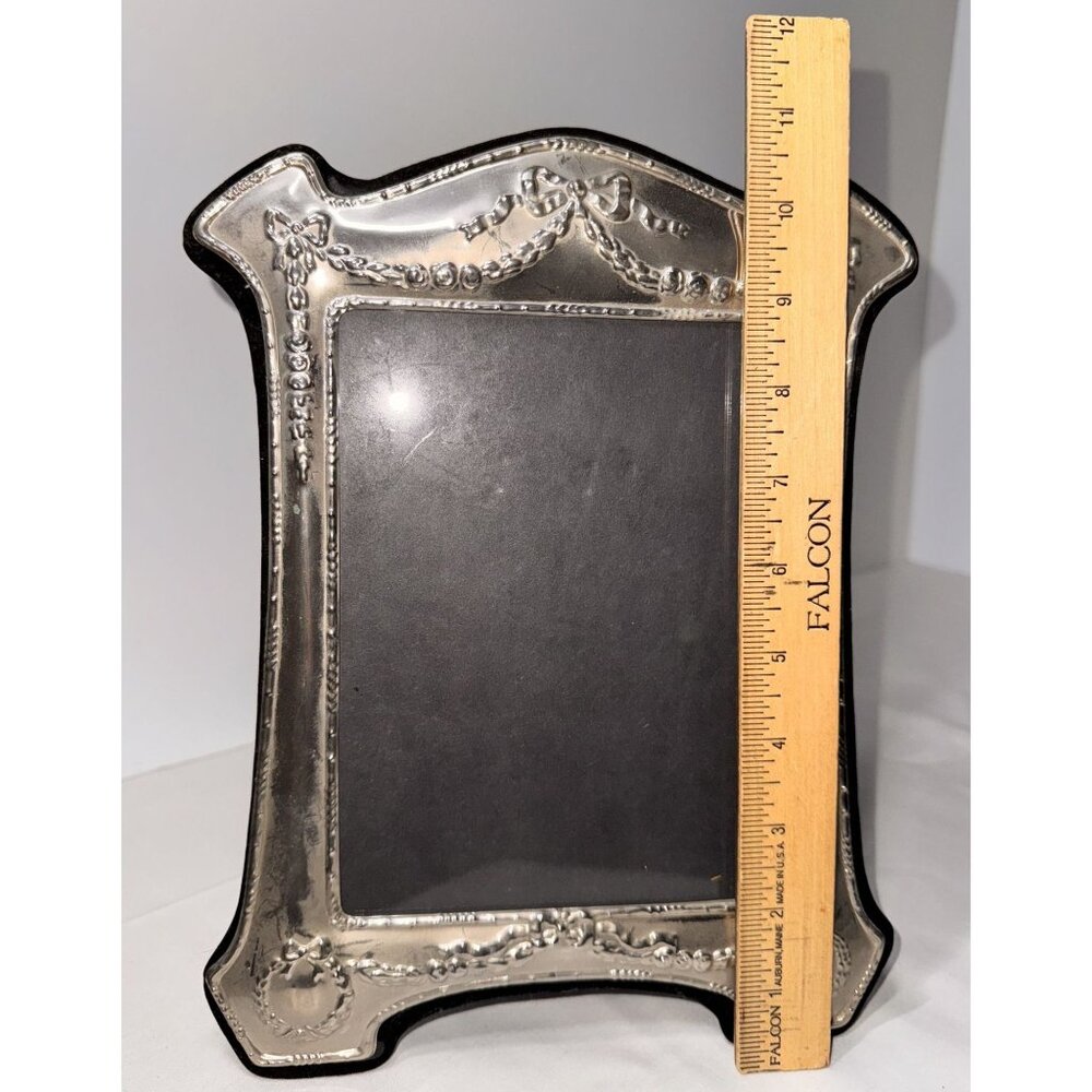 Vintage Ornate silver plated Metal Picture Frame With Black Velvet Back - Picture 4 of 5